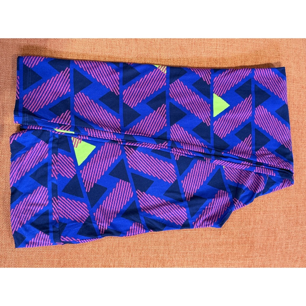 LuLaRoe Leggings Womens Tall & Curvy Blue Pink‎ Geometric Print NWT TC Yoga